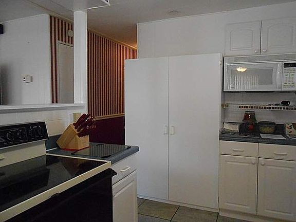 4th image of 115 W Sterling Way