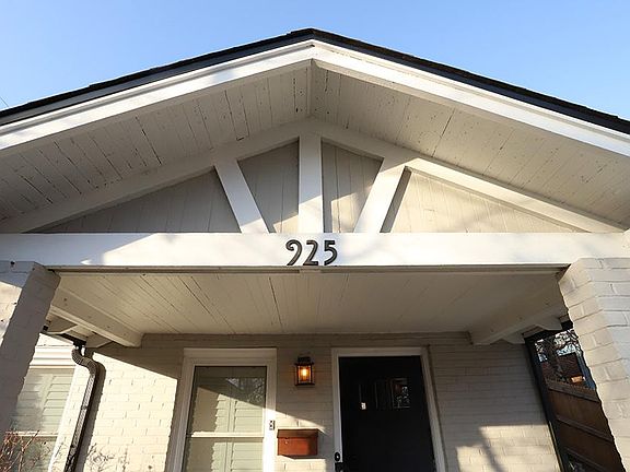 4th image of 925 E Colorado Ave