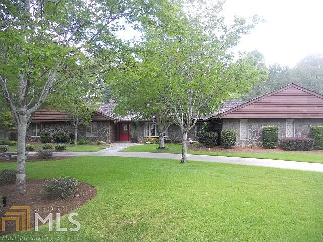 1st image of 220 Earlwood Dr