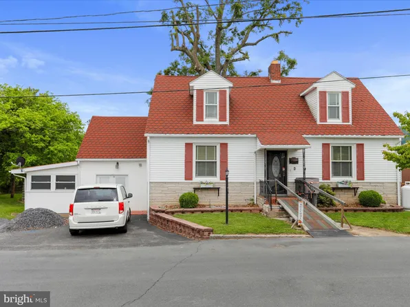 39 S Charlevoix Pl, Romney, WV 26757