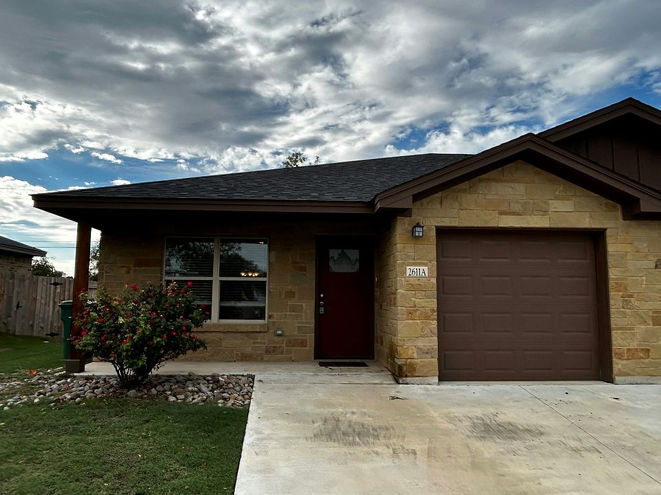 1st image of 2611 Leroy Ln #A