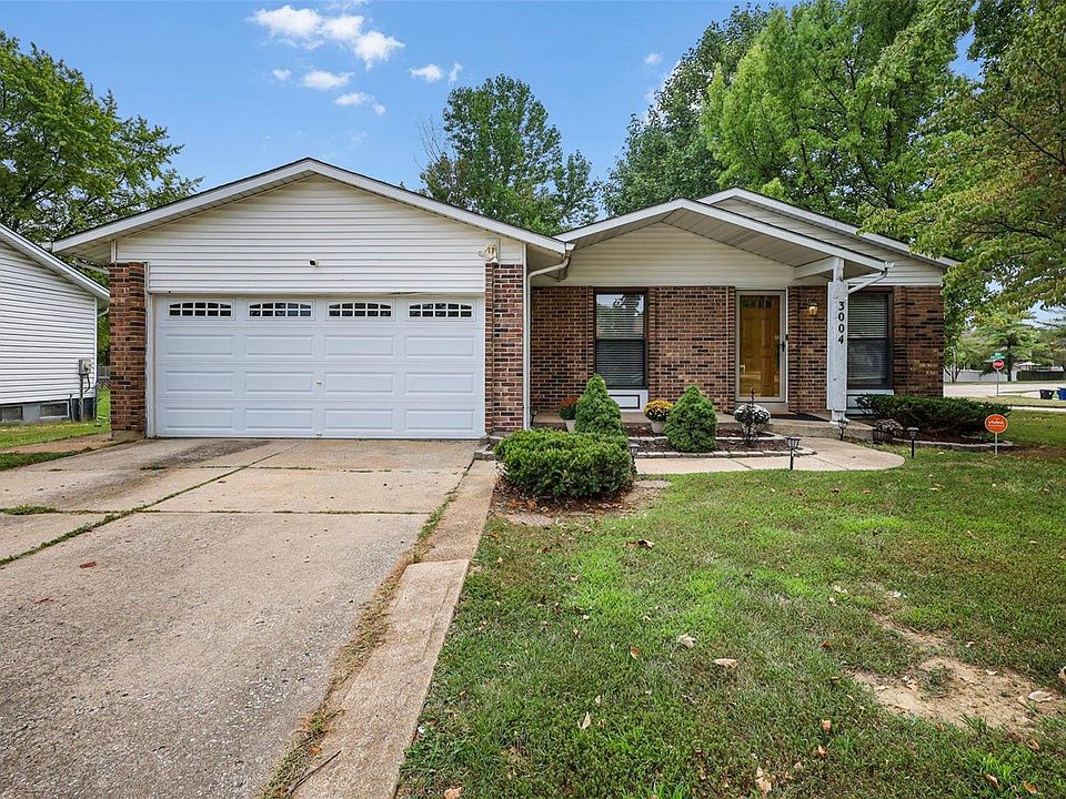 1st image of 3004 Mediterranean Dr