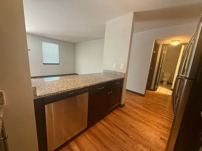 517 Veritas St #16 — Photo 8