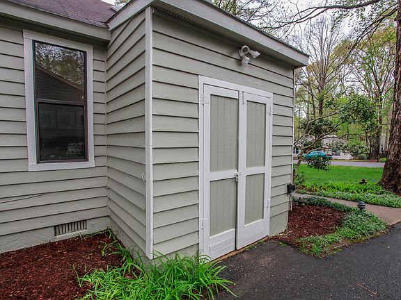 5th image of 612 Spirea Ct