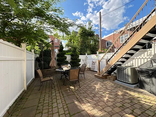 20-10 Hazen Street #2 in Ditmars-Steinway, Queens | StreetEasy