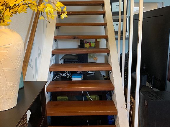 3rd image of 8805 Dawnridge Cir APT 101
