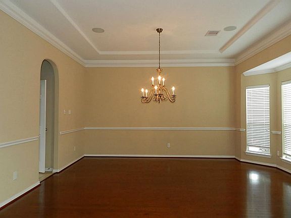 3rd image of 7906 Pine Heath Ct