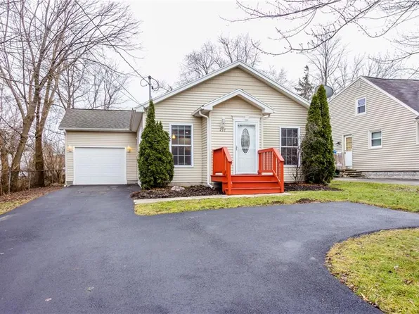 297 Wolcott Ave, Rochester, NY 14606