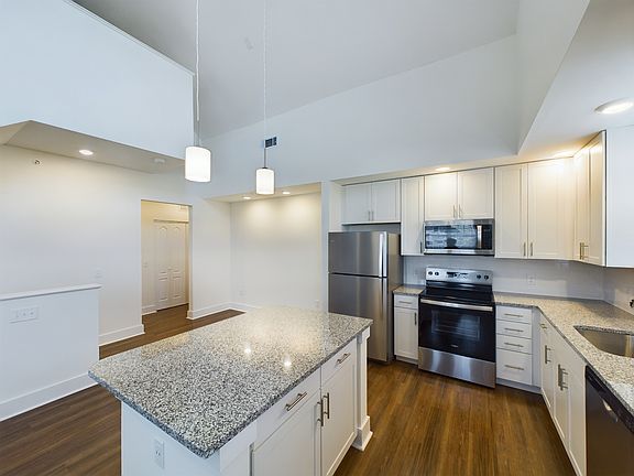 2nd image of 575 Quinn Ln #17-202