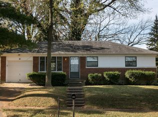 2114 Ben Ali Rd, Louisville, KY 40223