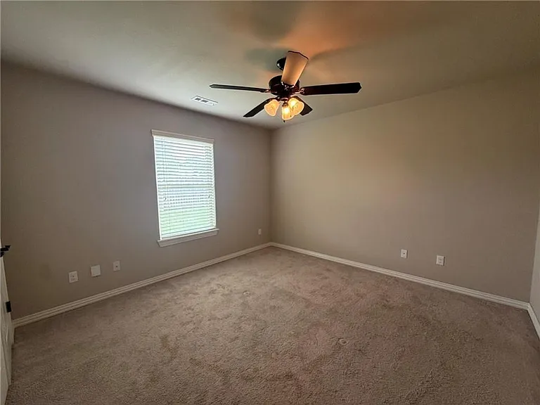 1486 S Blue Willow Ave — Photo 11