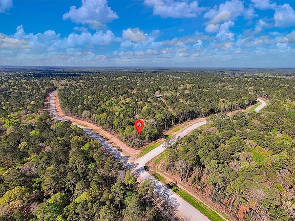 2nd image of 111 Rustic Ranch Dr