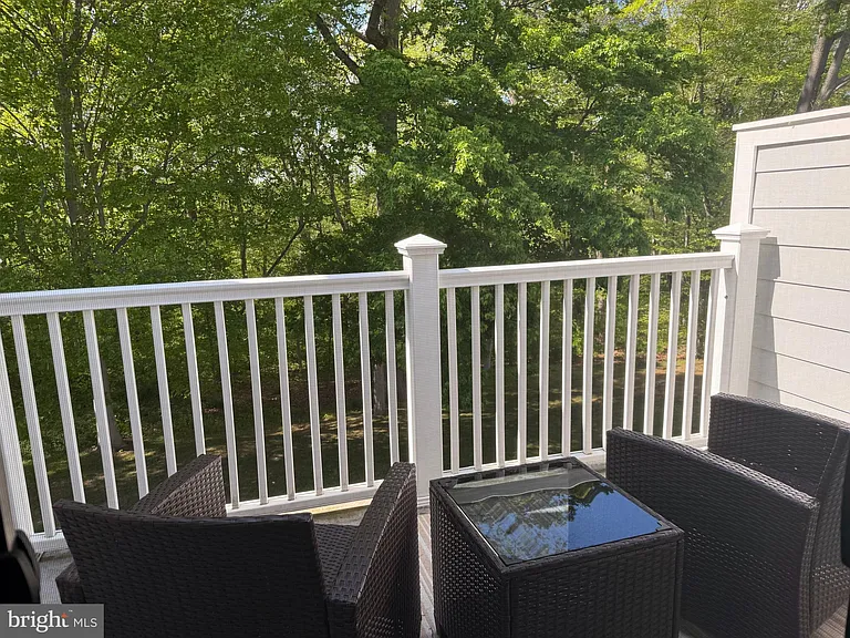 1750 Oakwood Ter #16C — Photo 28