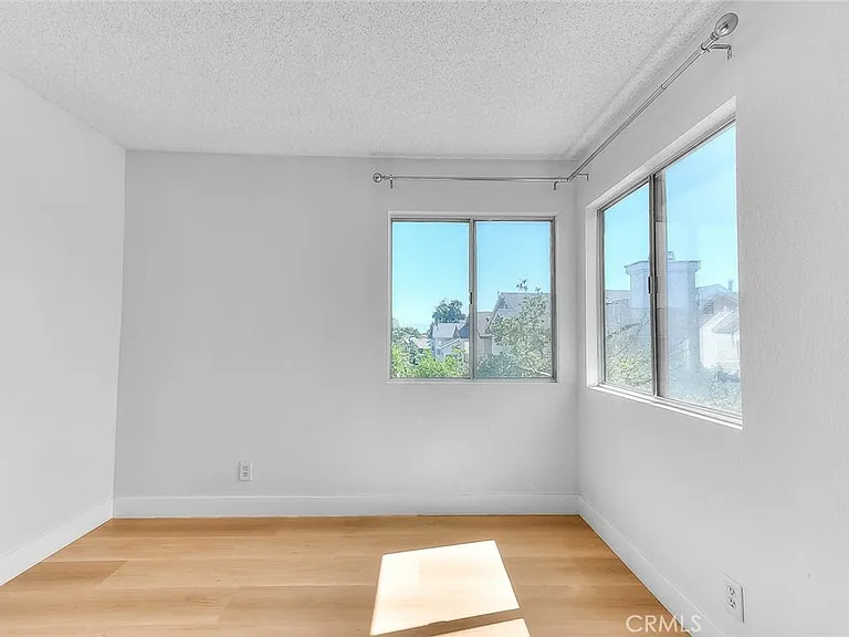 3640 Honey Glen Way — Photo 28