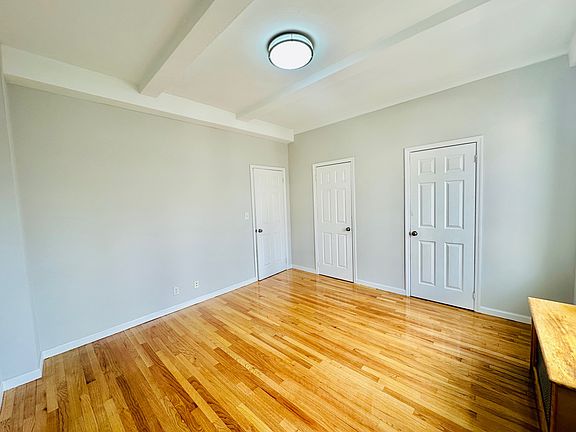 5th image of 115 W 71st St APT 8D
