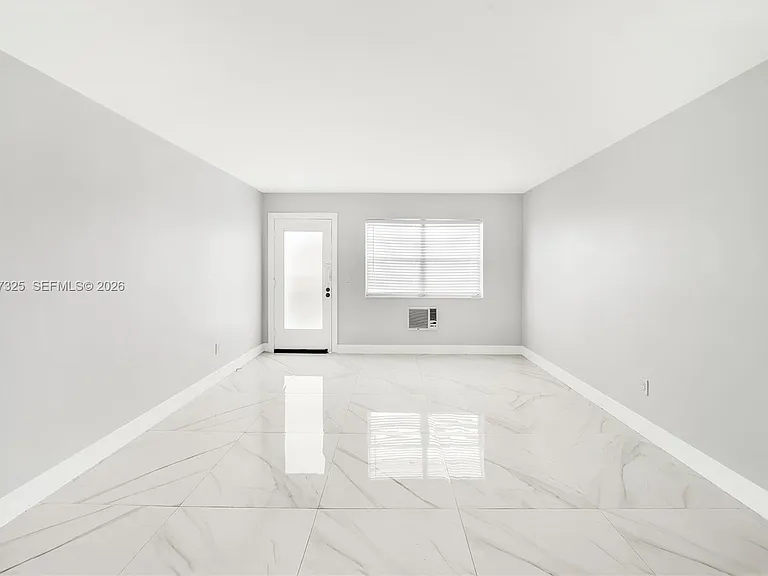 410 Euclid Ave #11 — Photo 7