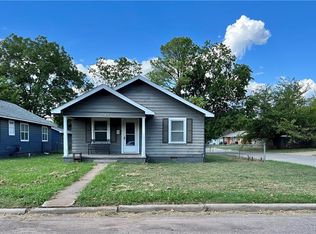 202 W Georgia St, Shawnee, OK 74804