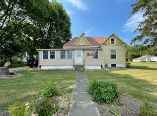 303 W Church St, Sadorus, IL