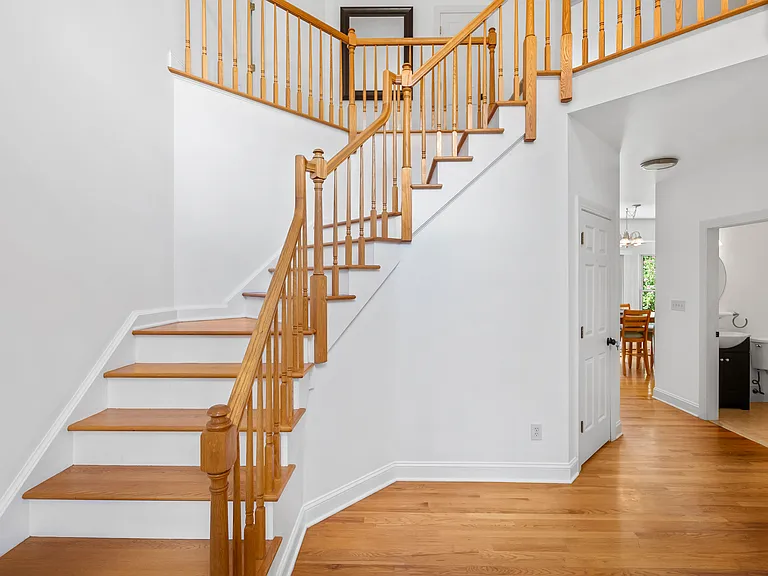 2 Oakline Ct — Photo 4