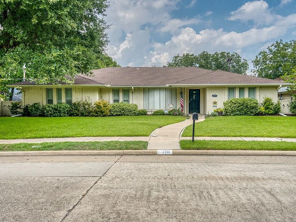 1st image of 2741 Grandview Dr