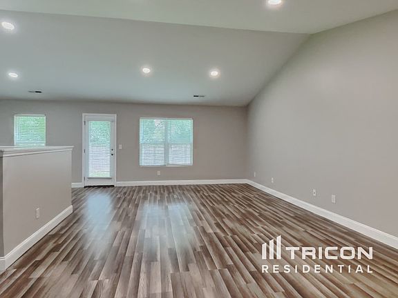 2nd image of 19 Summerwood Ln