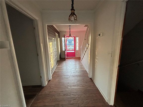 2nd image of 6002 Deer Hunter Ln