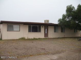 7601 E Apple Tree Dr, Tucson, AZ 85730