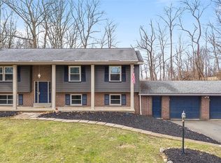 1732 Sohn Rd, Aliquippa, PA 15001