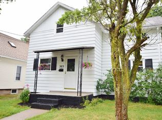 303 Bluff Dr, East Rochester, NY 14445