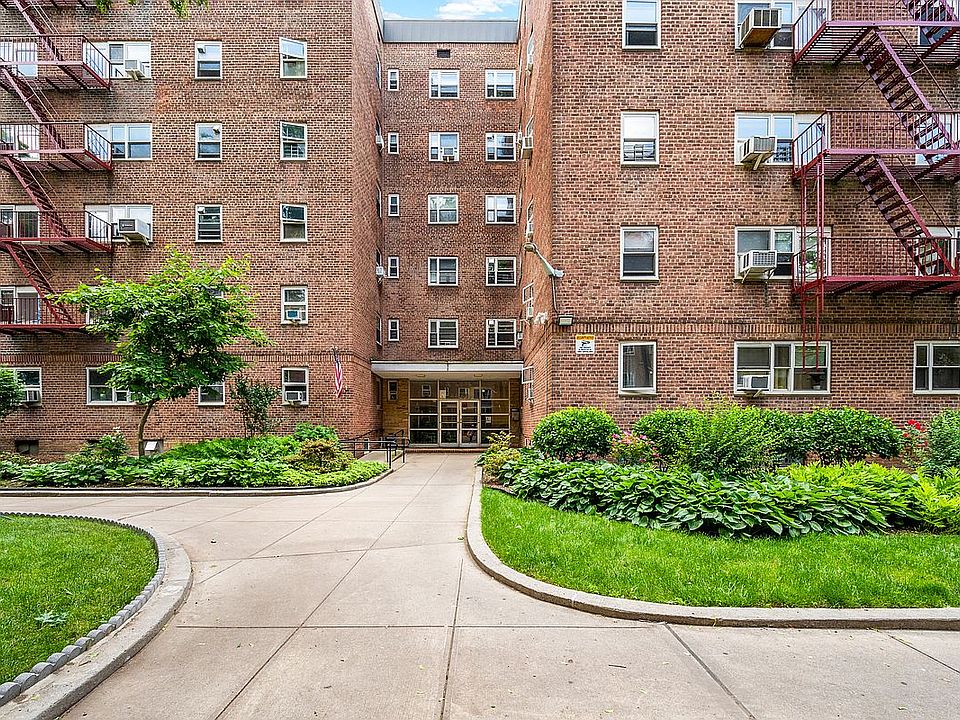 1st image of 44-65 Kissena Blvd Unit 1L
