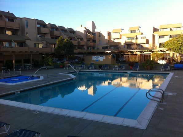 3 Embarcadero W APT 148