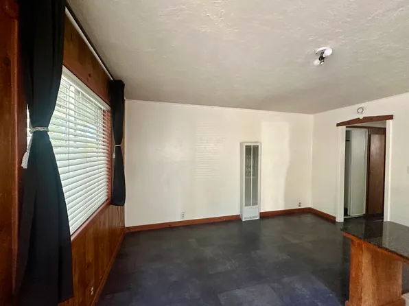 890 Lakeview Ave, South Lake Tahoe, CA