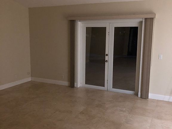 4th image of 4204 Heath Cir S