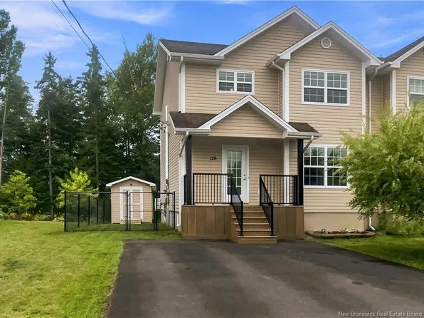 126 Chianti St, Dieppe, NB E1A 9A9