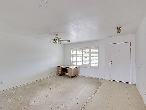 5th image of 1810 W Evans Dr