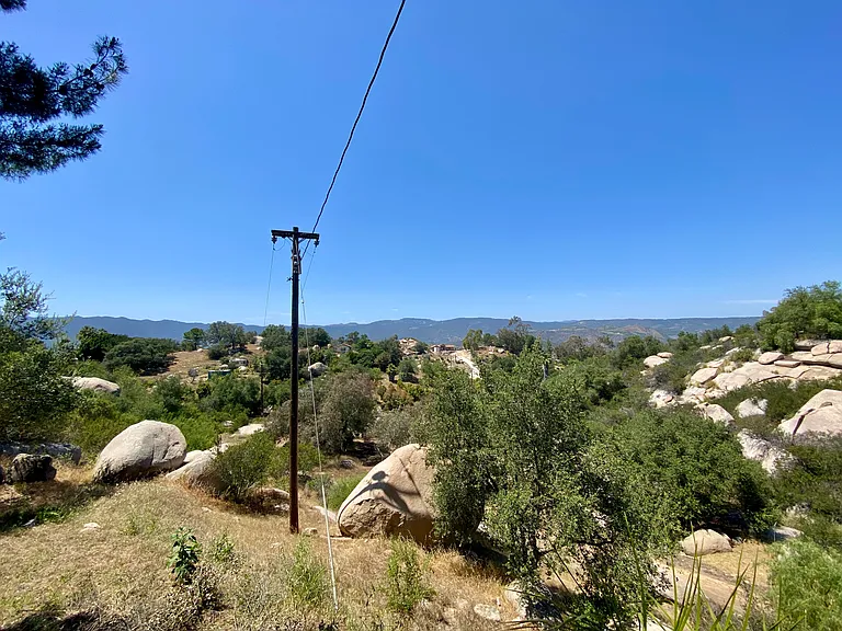 2761 Joan Ln — Photo 83