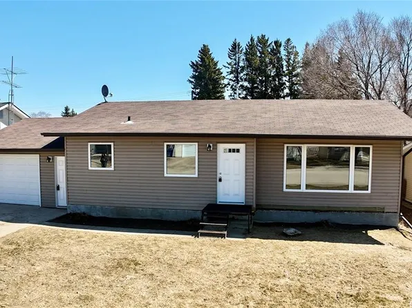 320 3rd STREET, Bredenbury, SK S0A 0H0