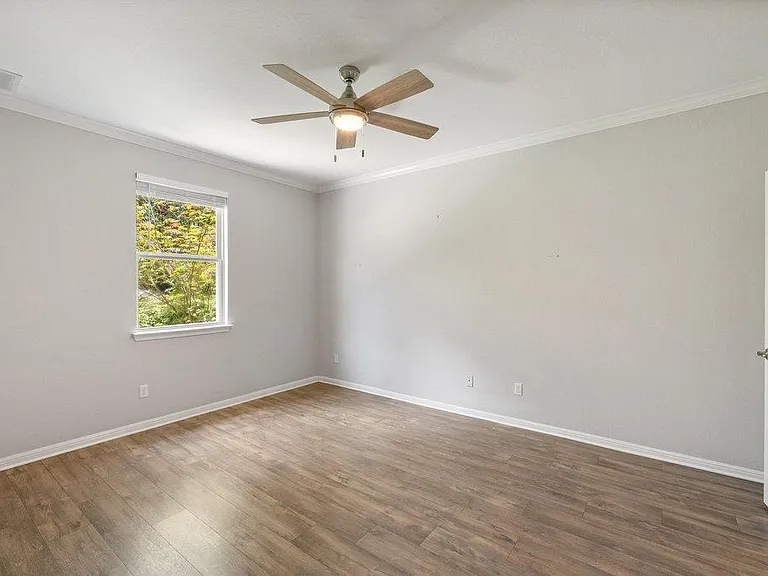 8305 Nicola Trl — Photo 12