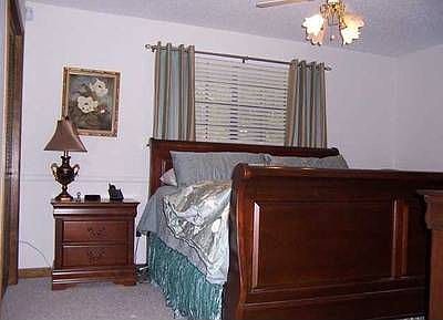 4th image of 15237 Ashville Ave