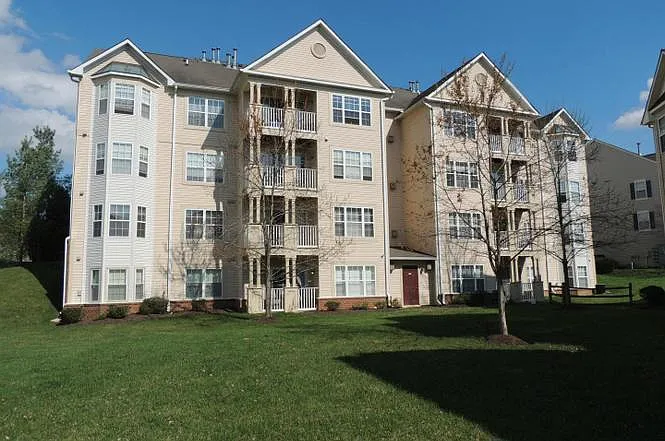 Building Photo - 6109 Springwater Pl