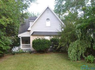 24361 W 2nd St, Grand Rapids, OH 43522
