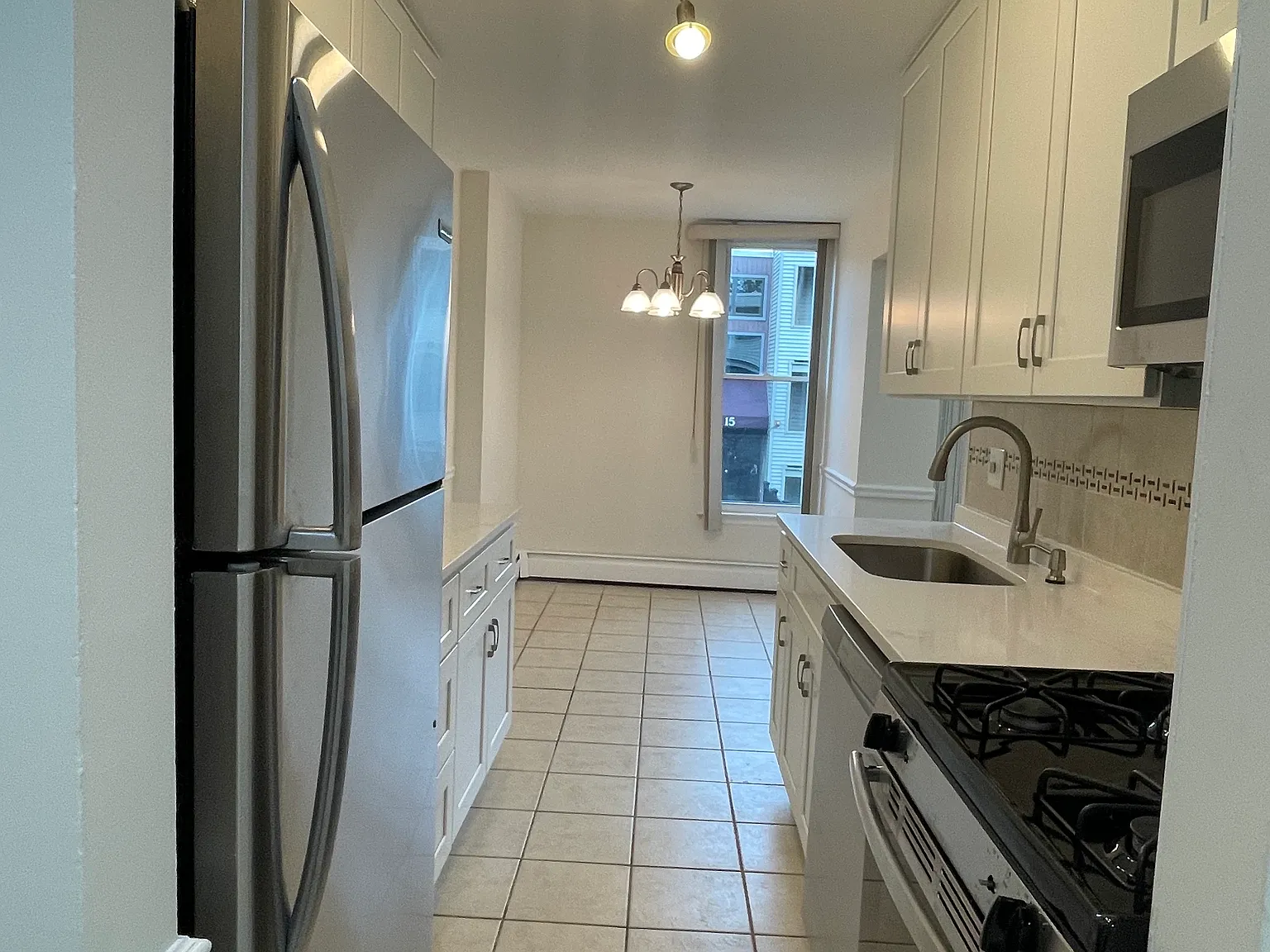 1 bed, $2,100 — Photo 3