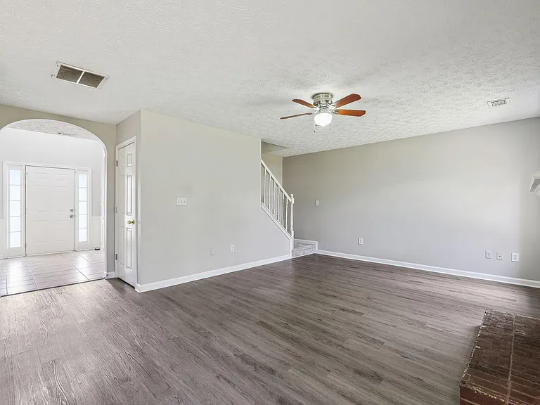 1345 Holleybrooke Dr — Photo 6