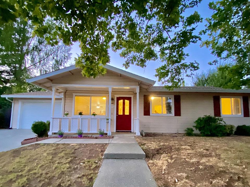 1st image of 2033 Humboldt Ave