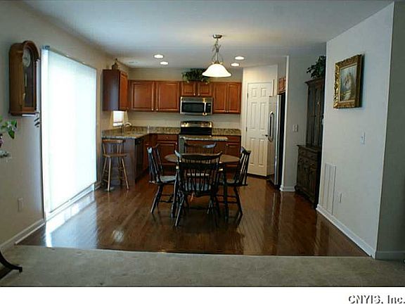 2nd image of 48 Silversides Way