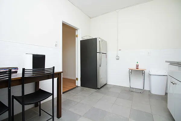 Rented by Nooklyn NYC LLC | media 33