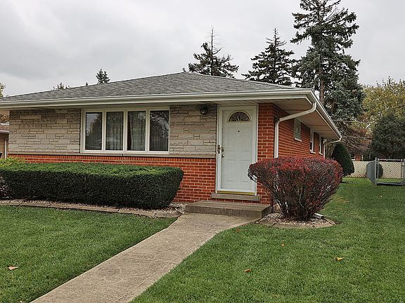 3rd image of 711 W Kathleen Dr