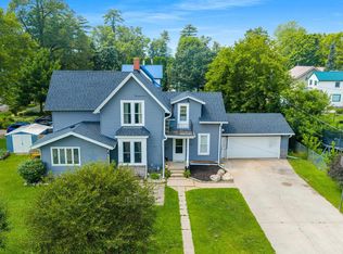 305 N Lafayette St, Shawano, WI 54166