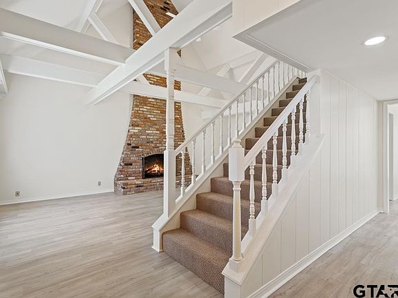 3rd image of 2110 Macbeth Ct