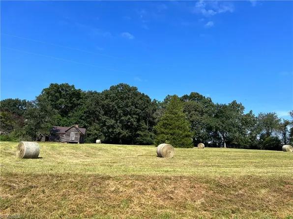18AC Somers Rd, Hamptonville, NC 27020
